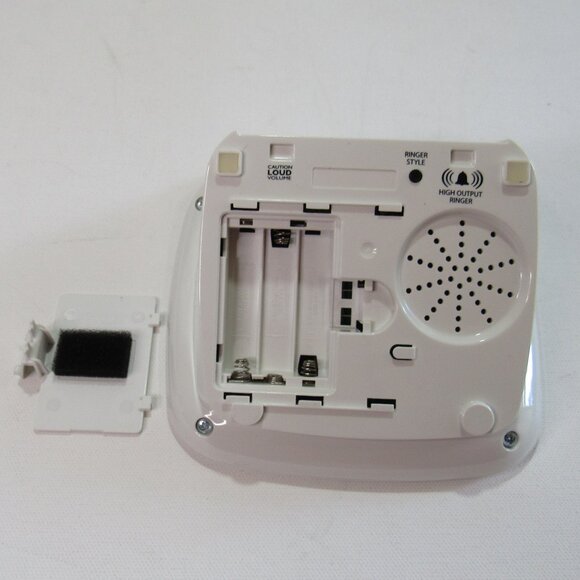 Clarity XLC3.4+ DECT Extra Loud Big Button Speakerphone with Talking Caller ID - Picture 6 of 11